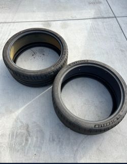 Michelin Pilot Sport 4s 235 35 R20 Tesla