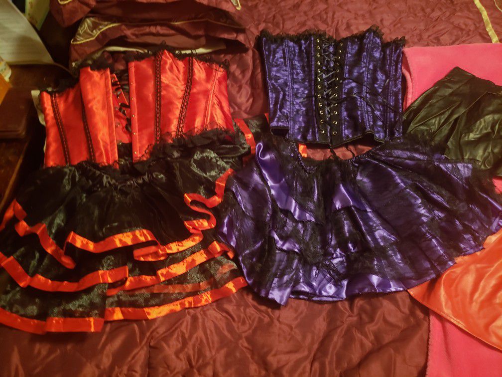 Gorgeous Corset And Skirt Sets. XL To 3X. 🆕
