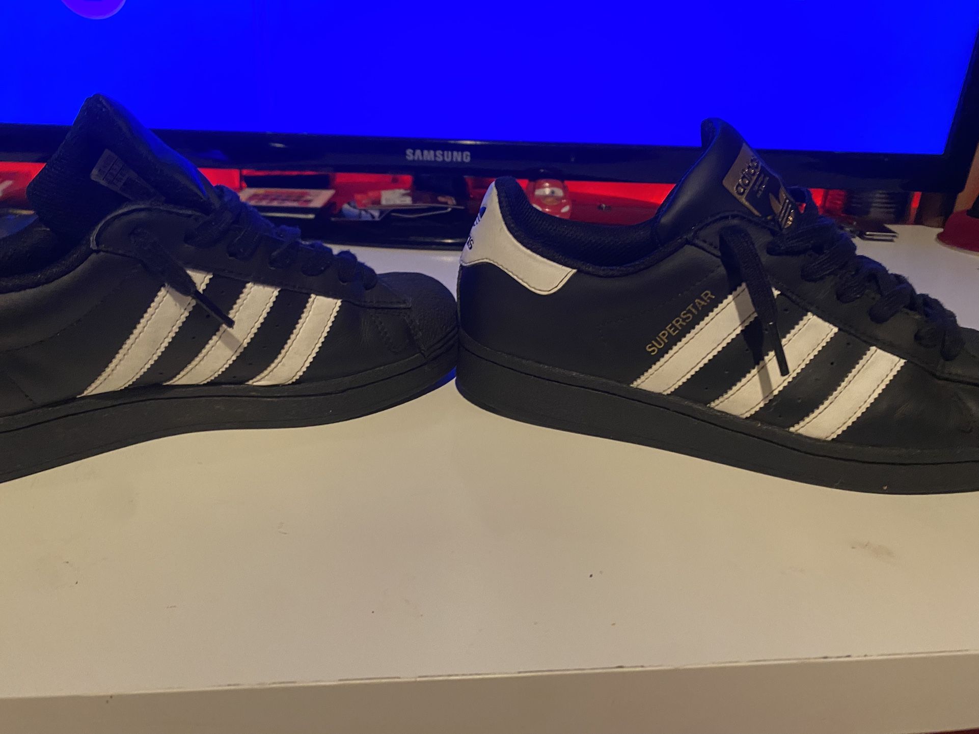 Adidas Superstars 