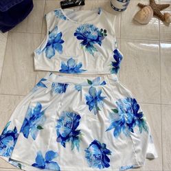 Cute Crop Top Skirt Set
