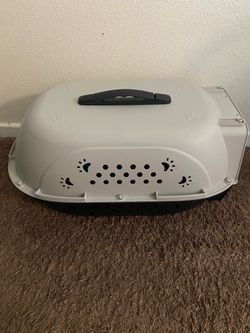 Pet carrier