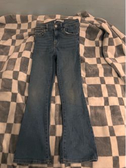 Levies size 7