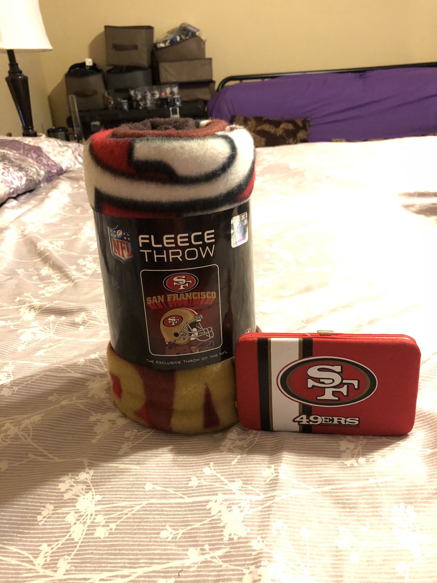 San Francisco 49ers fleece blanket and wristlet