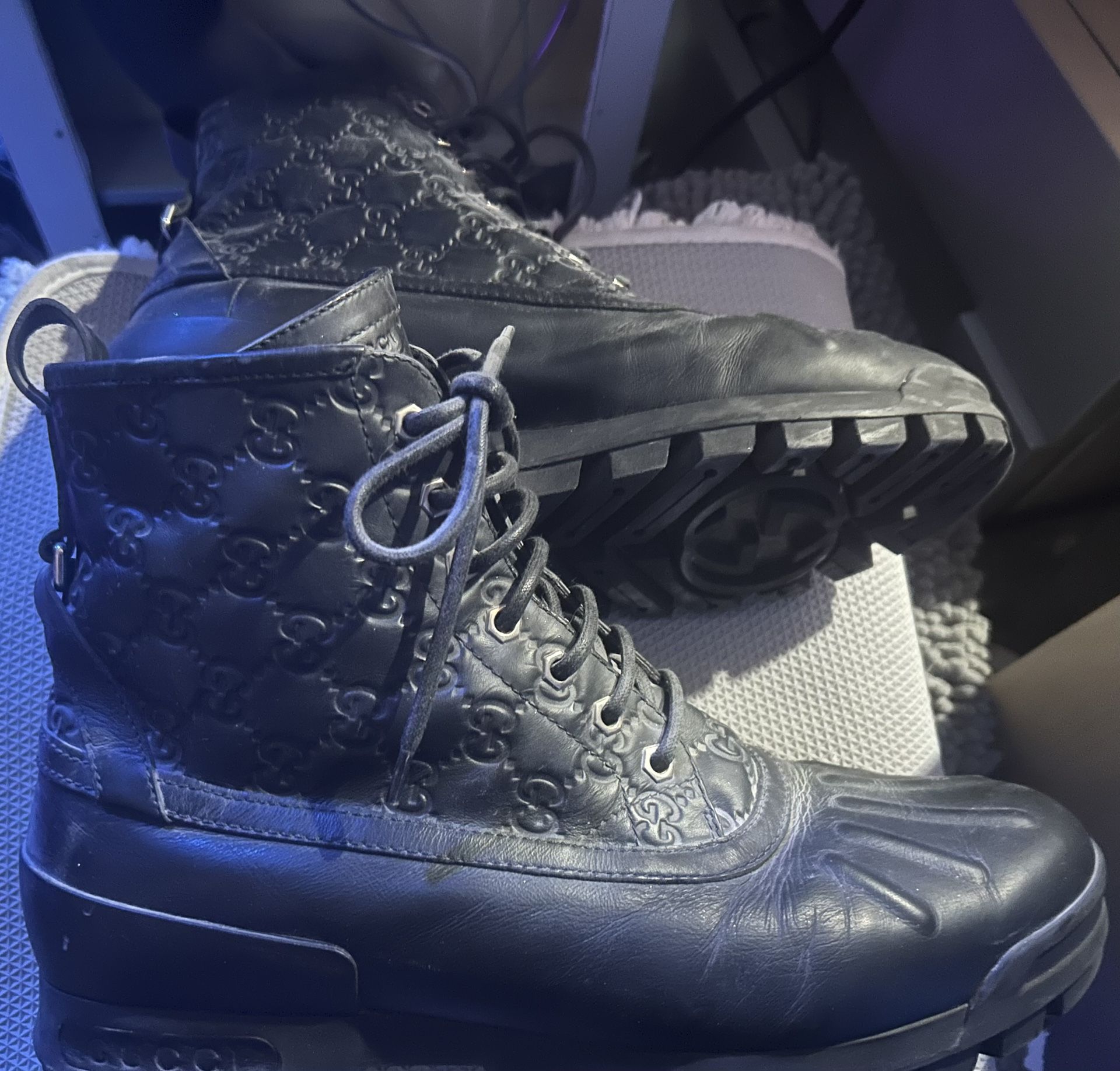 New GUCCI Black Quilted Boots 11