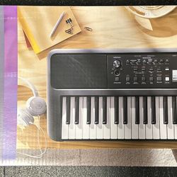 Yamaha Piano keyboard PSR-E383