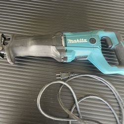 Makita Saw 