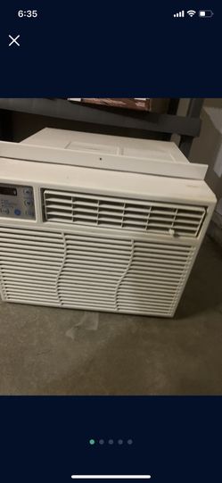 Selling Air Conditioner 
