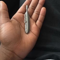 Estate Long Narrow Feather