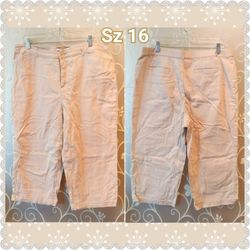 WOMENS BEIGE TAN CAPRIS SIZE 16
