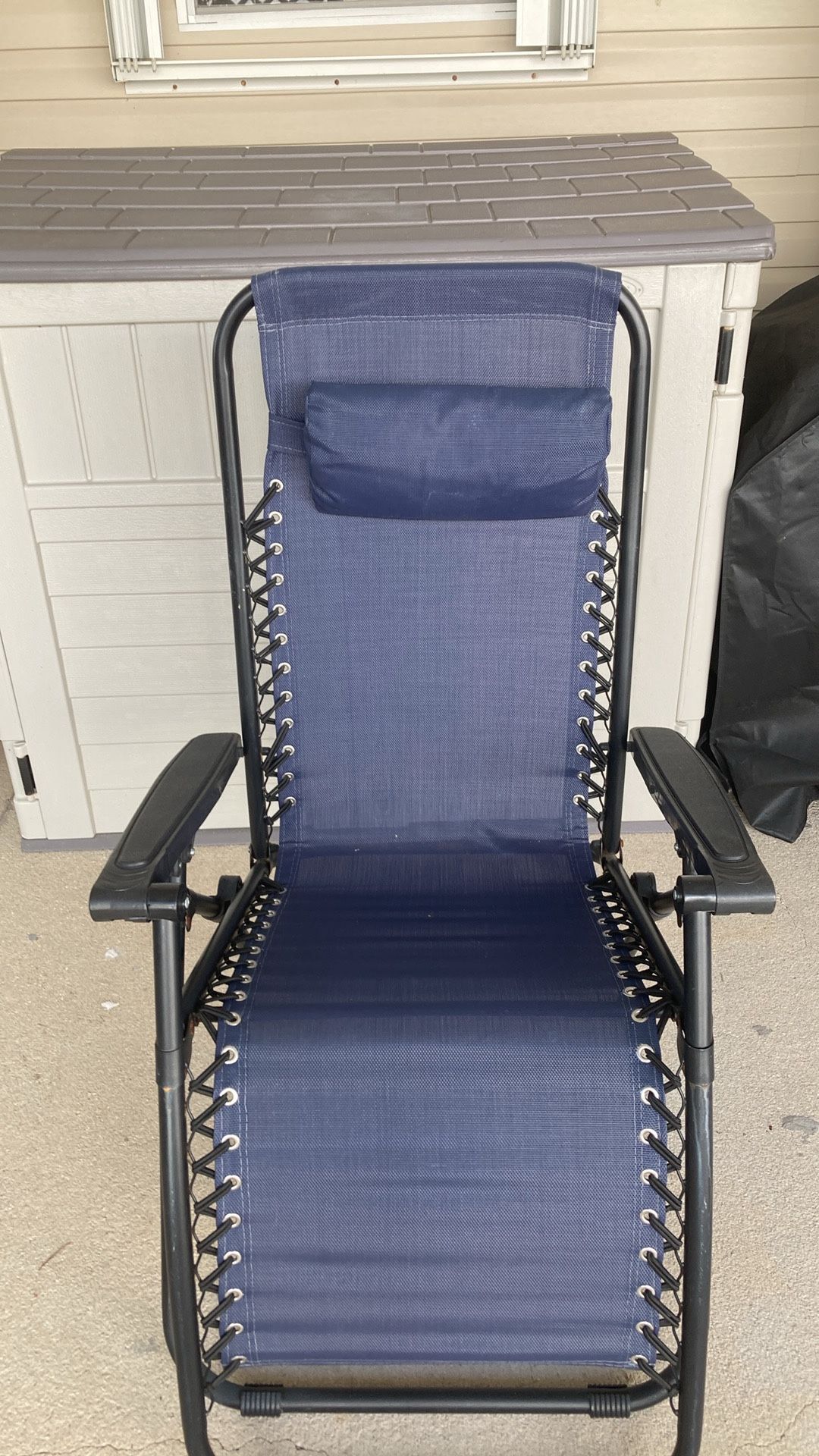 Folding Gravity Chair