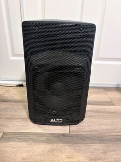 Alto Professional Powered PA Speaker