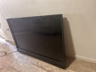 43 Inch Flat Screen TV