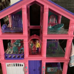 Kids connection 2024 doll house