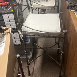 3 Bar Stools