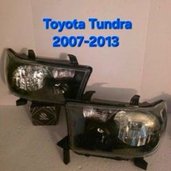 Toyota Tundra 2007-2013 Headlights 