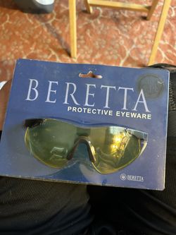 Brand New Beretta Shooting Gear 