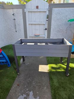 Herb garden table
