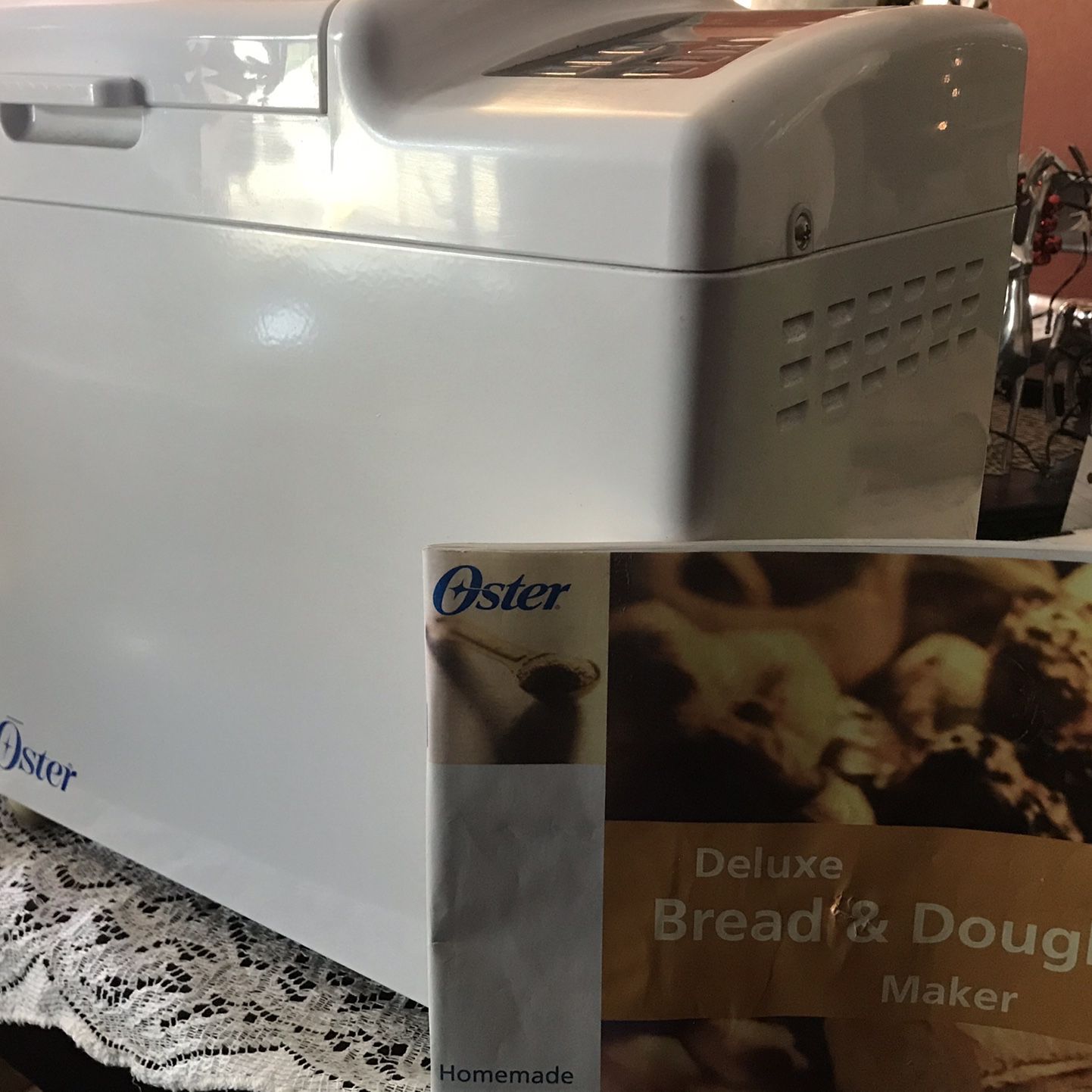 Oster Deluxe Bread And Dough Maker