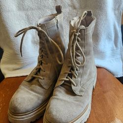 Bertuchi Women's Suade Combat Boots