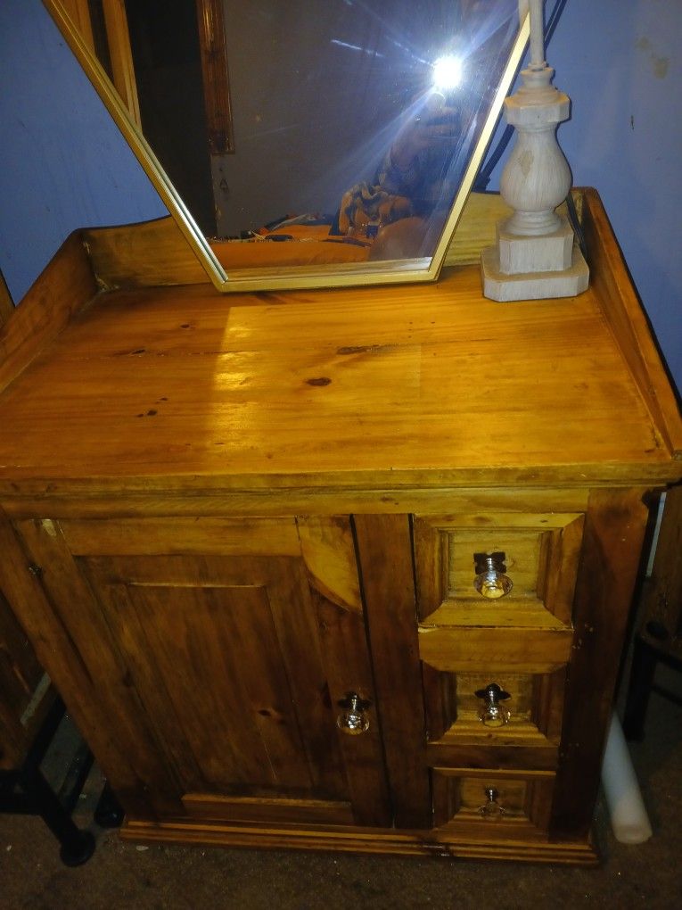 Oak Wood Side Dresser/ Side Table