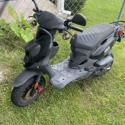 2022 Genuine Scooter Roughhouse
