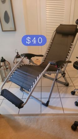 Zero gravity chair $45