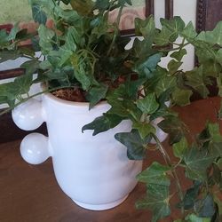 Unique Vase With Ivy - Check My Page For More Decor 