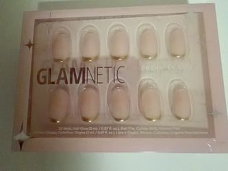 Glamnetic Press-on Nails