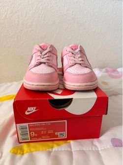 Pink Nike dunks