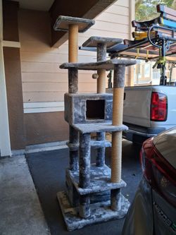 Extra Large Cat Tower Used