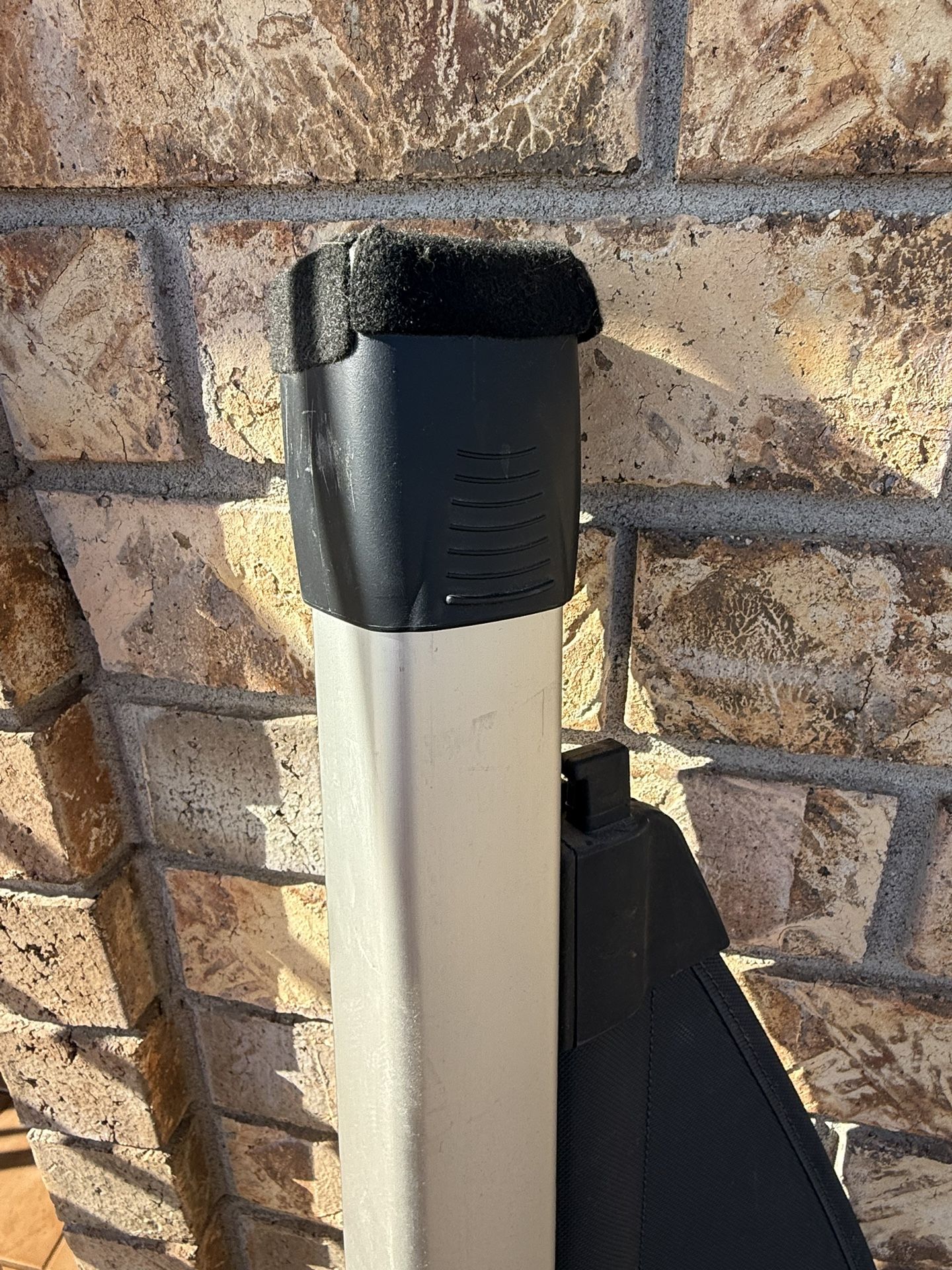 Cargo Cover - Retractable