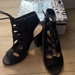 Bamboo Black Lace Heels