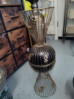 Gold and black peacock and flower design vase