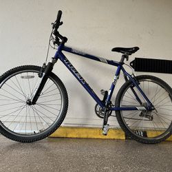 Trek 6500 Mountain Bike
