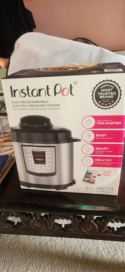 Instapot LIKE NEW 