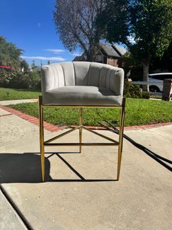 Make up chair, excellent condition