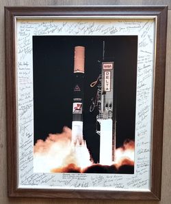 989 NASA DELTA ROCKET Delta-5920 D-189 Launch Hand Signed
