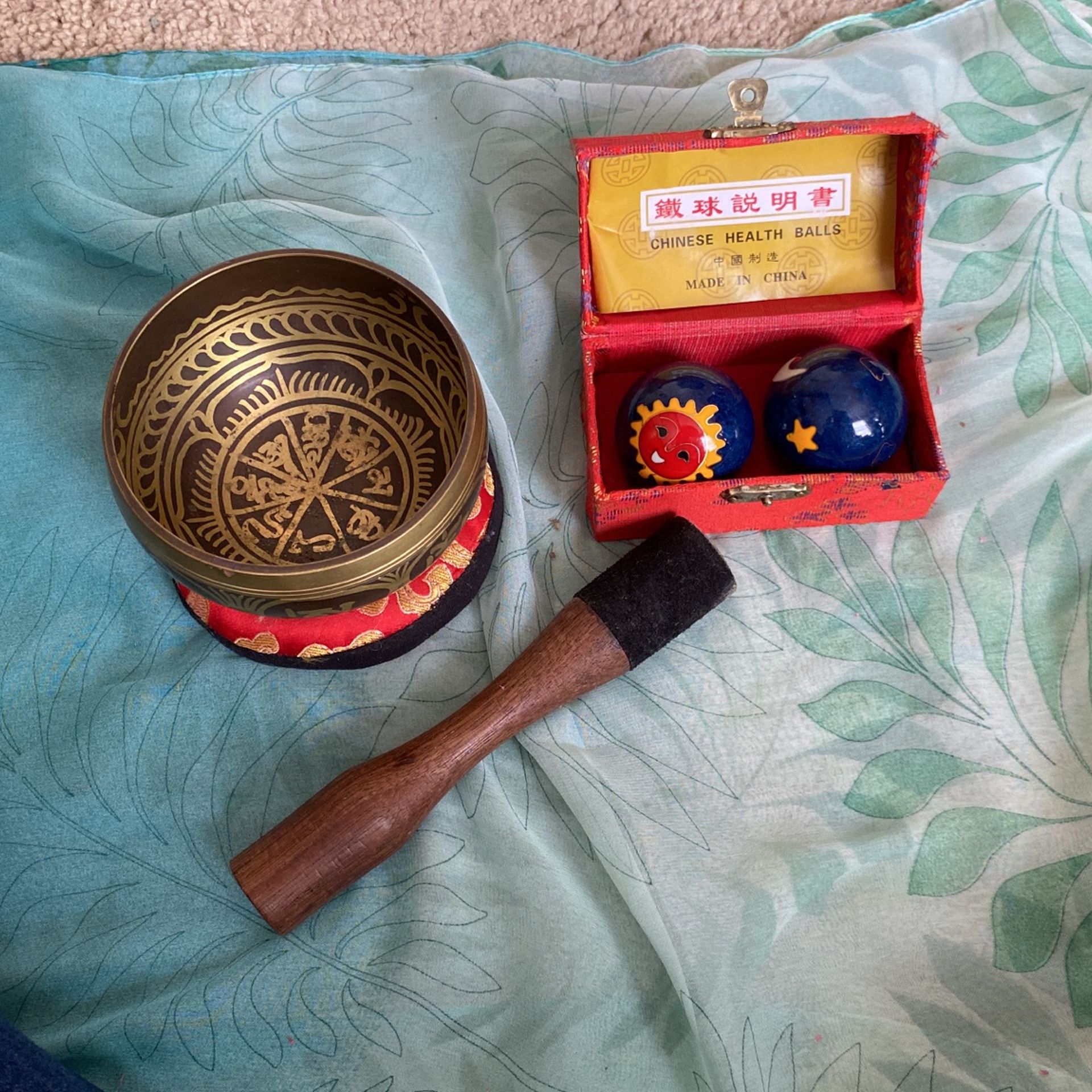 Mini Singing Bowl And Chinese Singing Health Balls