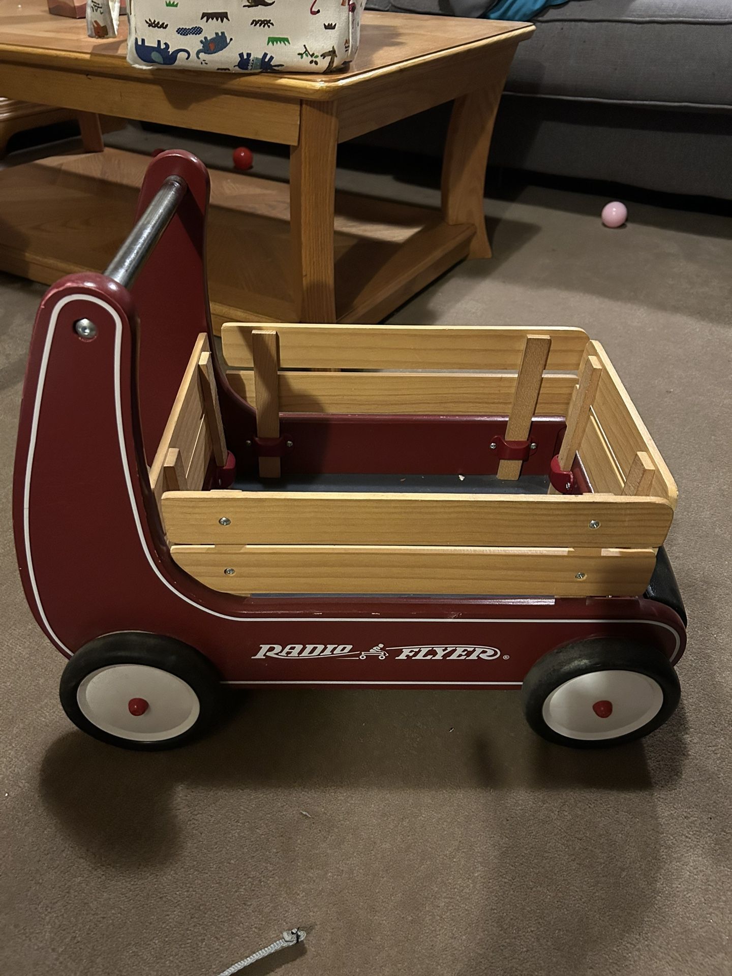 Radio Flyer Classic Walker Wagon