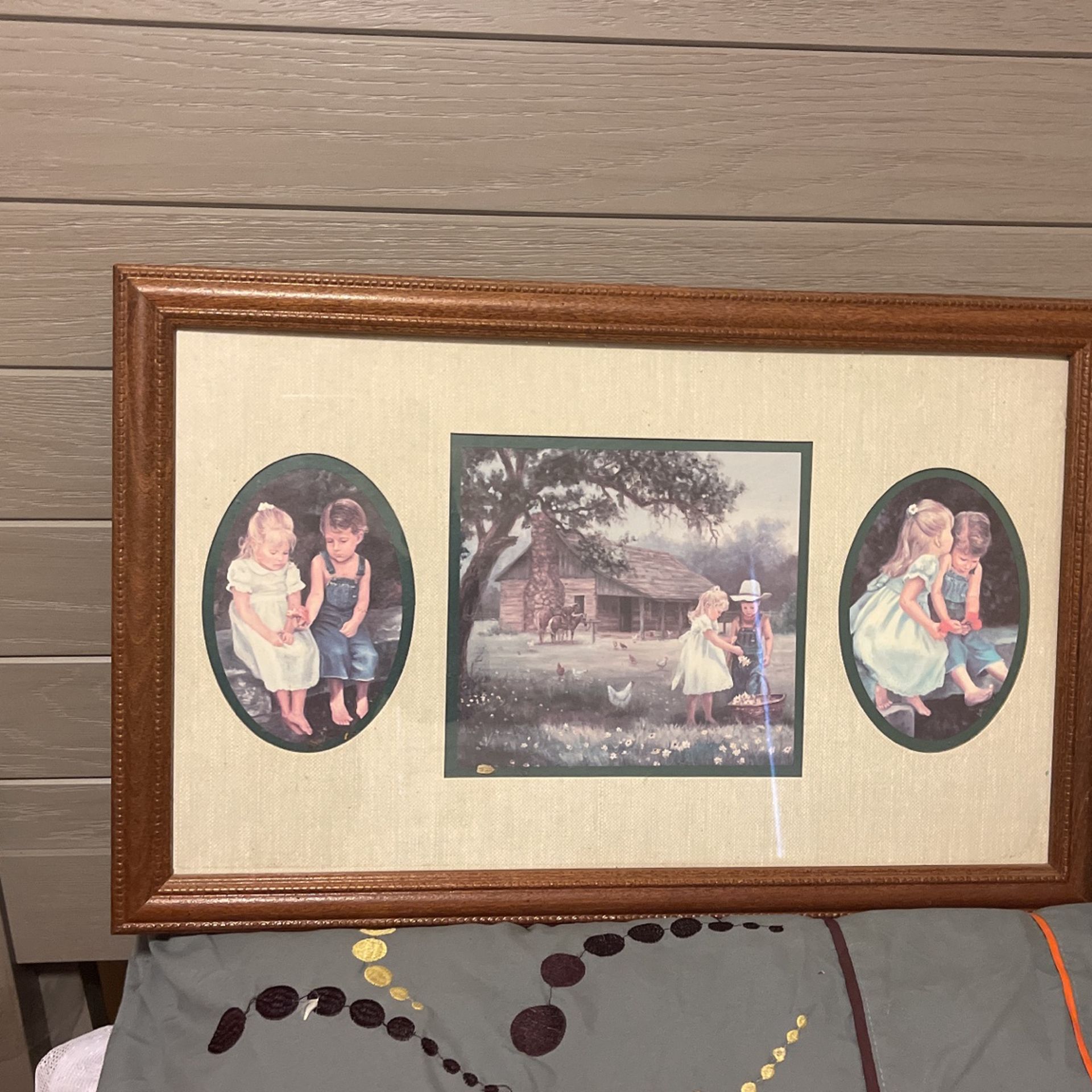 Home interior Picture of A Little girl And Boy Friendship.