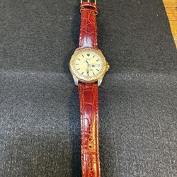 Seiko quartz day date stainless steel water resistant 5 bar sport 42mm 7N43-8B20 luminous dial Leather Strap