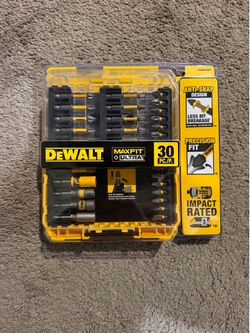 Dewalt 30 PC Set