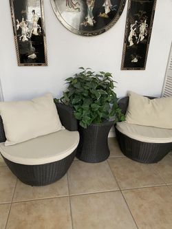2 Chairs