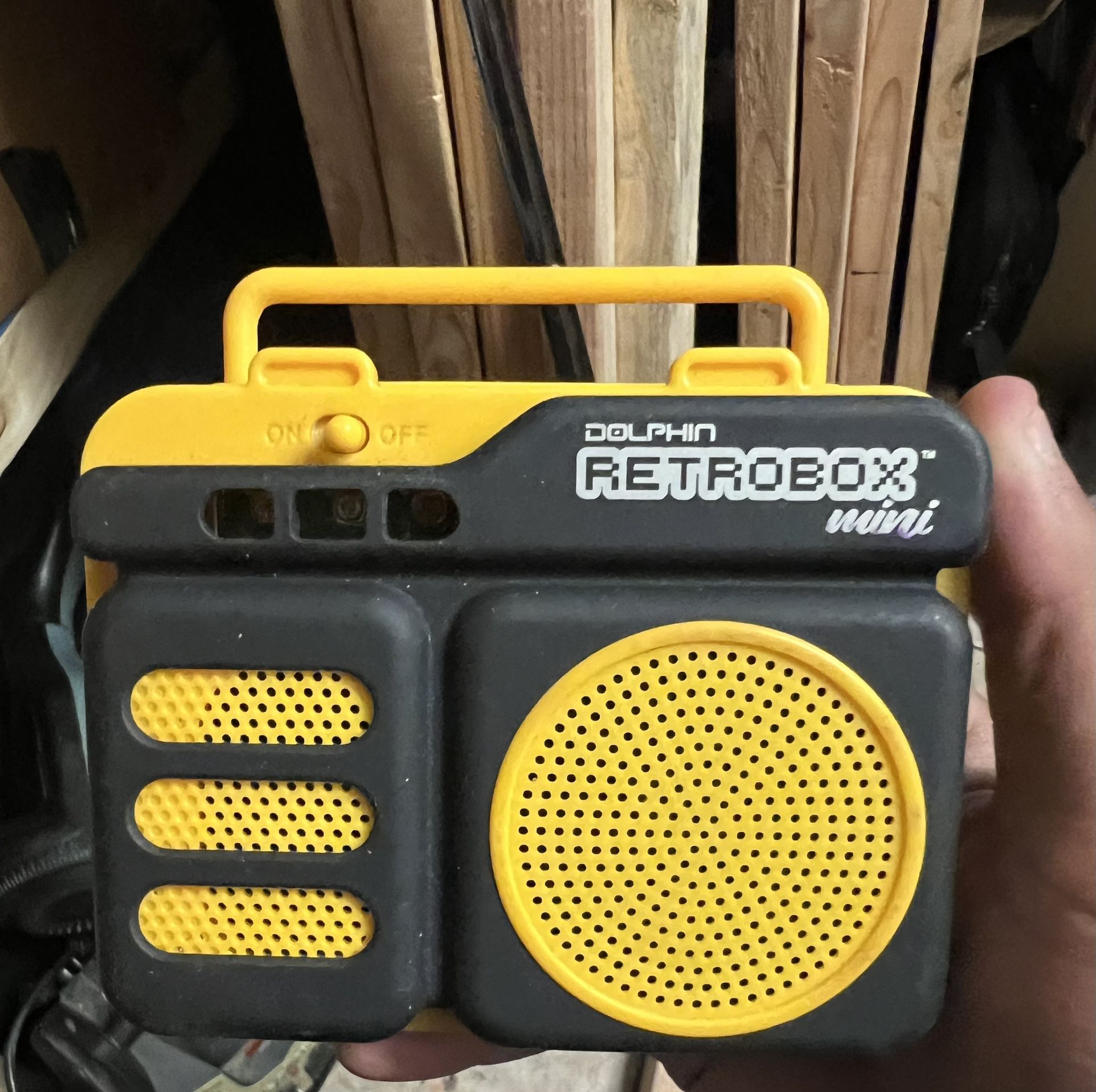 Bluetooth Speakers FM Rechargeable Music Device up to 12 Hour Play Time Yellow