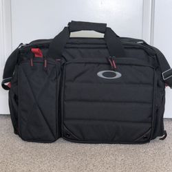 Rare Oakley official Military Breach Range Transport Duffle Bag Black/Red