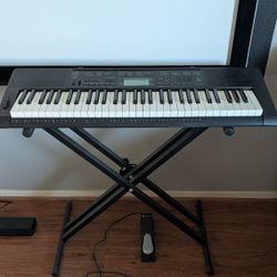 Casio CT-S300 PPK 61-Key Keyboard w/Stand and Sustain Pedal 