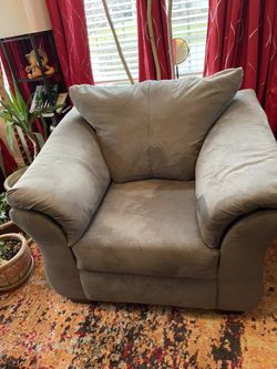 Comfortable Chair For Bedroom or office 