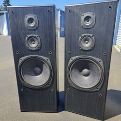 SPEAKERS