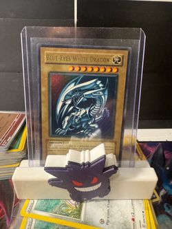 Yu-Gi-Oh Blue-Eyes White Dragon SDK-001