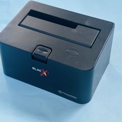 Thermaltake BLACX 2.5 or 3.5 inch SATA HDD eSATA & USB Docking Station part# ST00050